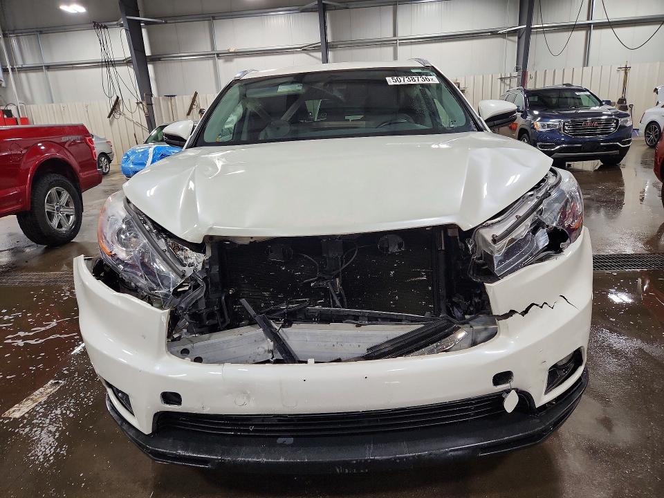 50738736 :رقم المزاد ، 5TDJKRFH8FS161251 vin ، 2015 Toyota Highlander مزاد بيع