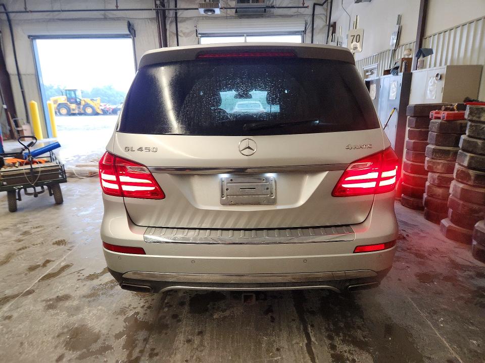Продажа на аукционе авто 2015 Mercedes-benz Gl, vin: 4JGDF6EE8FA540072, номер лота: 51018396