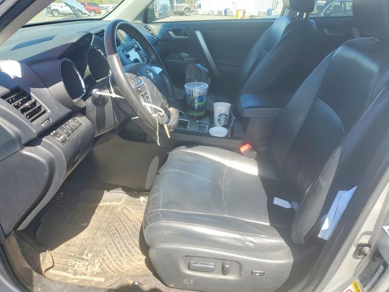 2013 Toyota Highlander მანქანა იყიდება აუქციონზე, vin: 5TDBK3EH5DS213385, აუქციონის ნომერი: 49097986