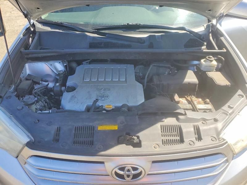 2013 Toyota Highlander მანქანა იყიდება აუქციონზე, vin: 5TDBK3EH5DS213385, აუქციონის ნომერი: 49097986