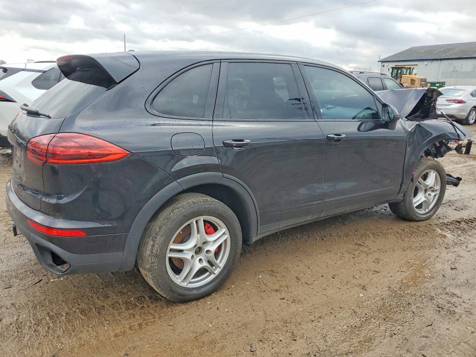 48745446 :رقم المزاد ، WP1AA2A20GKA08092 vin ، 2016 Porsche Cayenne مزاد بيع