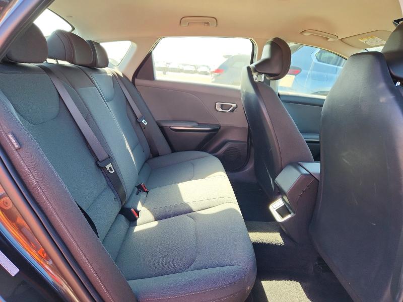 2025 Kia K4 მანქანა იყიდება აუქციონზე, vin: 3KPFT4DE2SE027824, აუქციონის ნომერი: 49097746