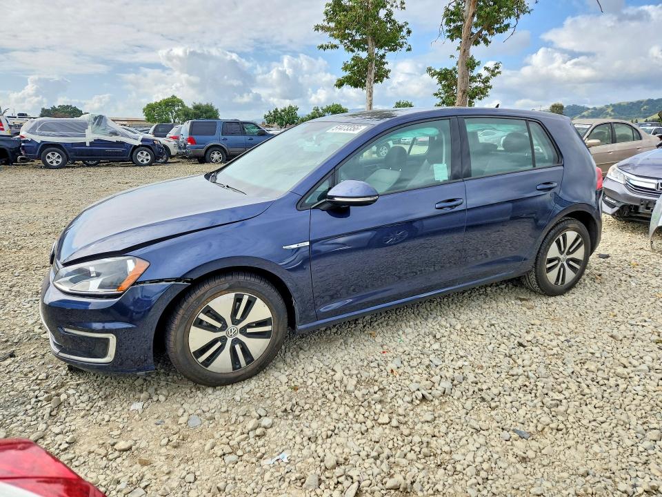 51473356 :رقم المزاد ، WVWKP7AUXGW913922 vin ، 2016 Volkswagen E-golf مزاد بيع