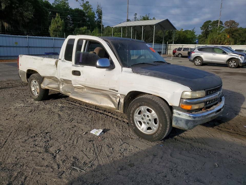 Продажа на аукционе авто 2000 Chevrolet Silverado, vin: 2GCEC19V6Y1109855, номер лота: 51303836