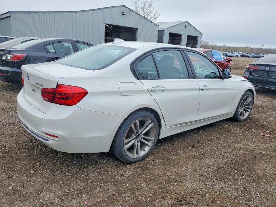 51292466 :رقم المزاد ، WBA8E5G56GNT94505 vin ، 2016 Bmw 320 مزاد بيع