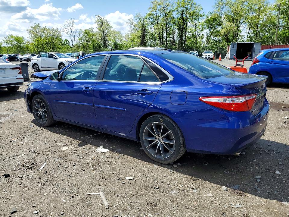 51654836 :رقم المزاد ، 4T1BK1FK6GU572139 vin ، 2016 Toyota Camry مزاد بيع
