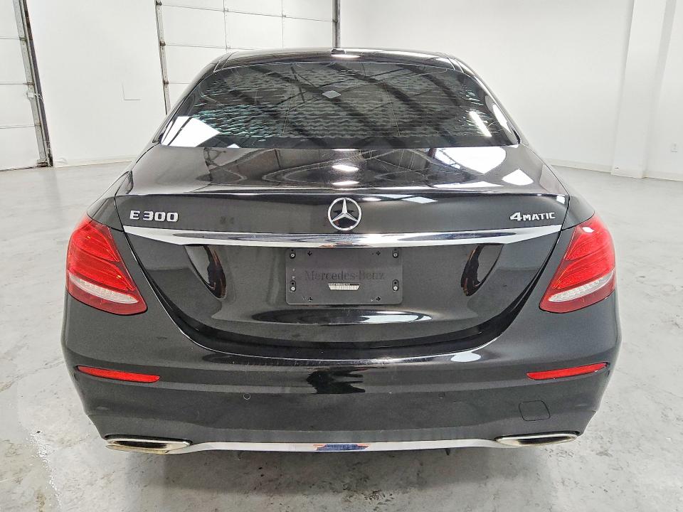 2017 Mercedes-benz E მანქანა იყიდება აუქციონზე, vin: WDDZF4KB9HA027401, აუქციონის ნომერი: 46109846