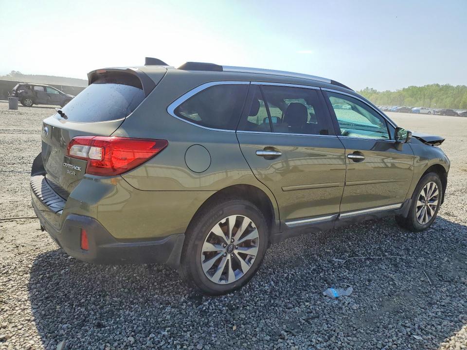 48415966 :رقم المزاد ، 4S4BSETC8J3328509 vin ، 2018 Subaru Outback مزاد بيع