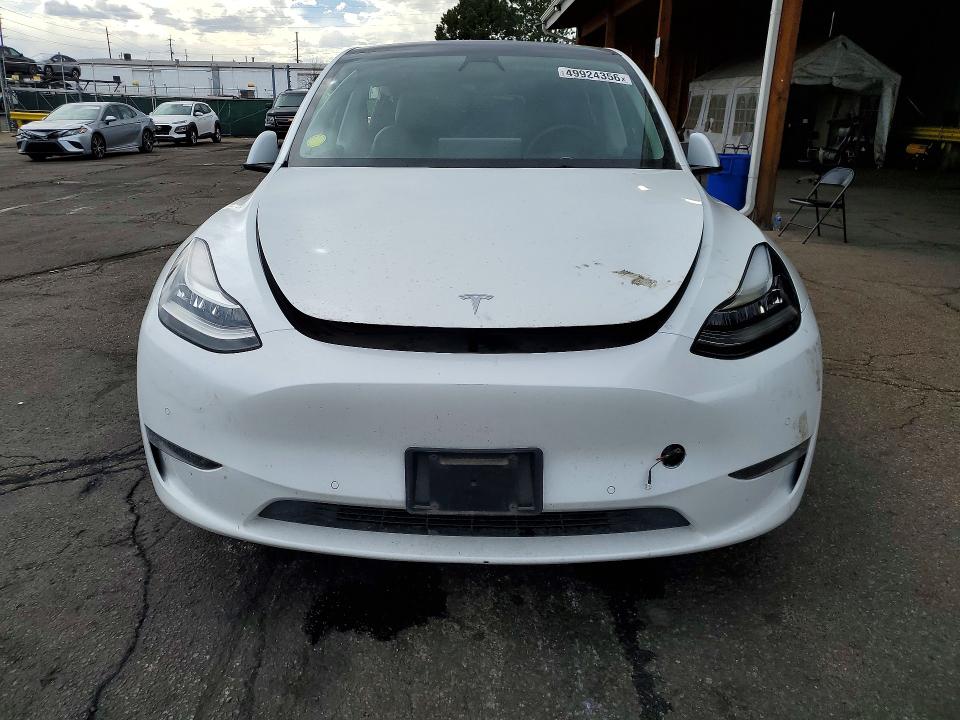 2022 Tesla Model Y მანქანა იყიდება აუქციონზე, vin: 7SAYGAEE5NF338174, აუქციონის ნომერი: 49924356