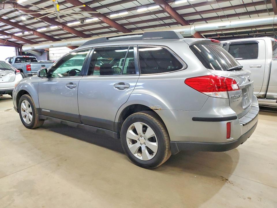 50324586 :رقم المزاد ، 4S4BRBKCXA3338762 vin ، 2010 Subaru Outback مزاد بيع