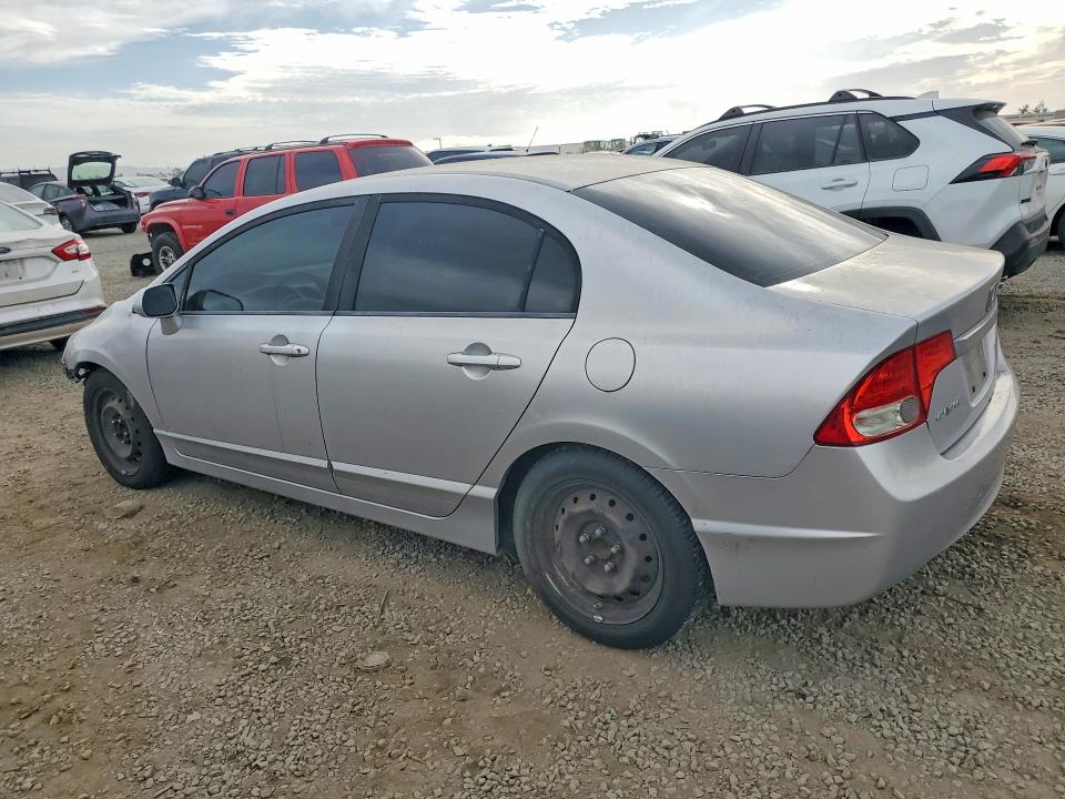 48689766 :رقم المزاد ، 19XFA1F57AE067543 vin ، 2010 Honda Civic مزاد بيع