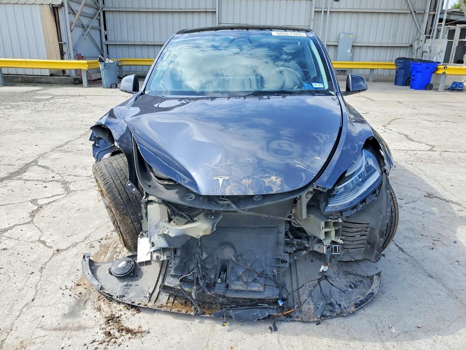 50927326 :رقم المزاد ، 7SAYGDEE0PA079210 vin ، 2023 Tesla Model Y مزاد بيع