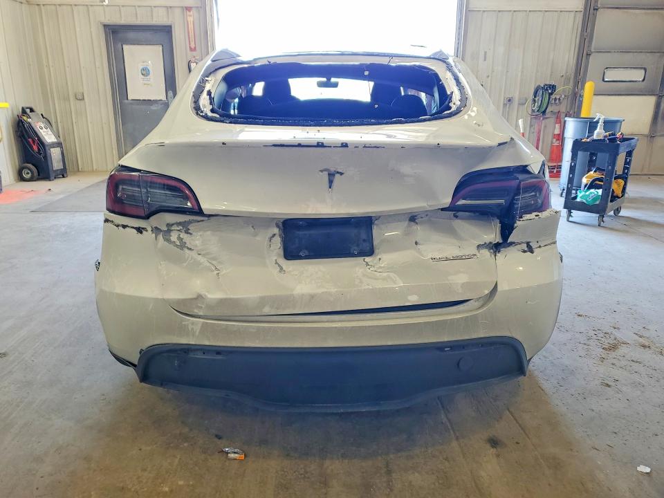 Продаж на аукціоні авто 2024 Tesla Model Y, vin: 7SAYGDEF8RA282597, номер лоту: 48569636
