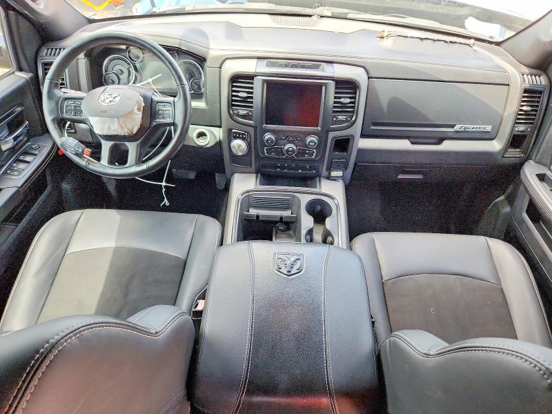 50898606 :رقم المزاد ، 1C6RR6YT3JS112562 vin ، 2018 Ram 1500 مزاد بيع