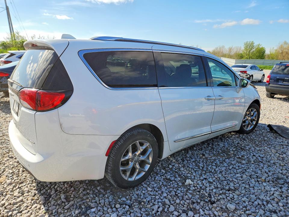 2018 Chrysler Pacifica მანქანა იყიდება აუქციონზე, vin: 2C4RC1GG7JR106802, აუქციონის ნომერი: 51166986