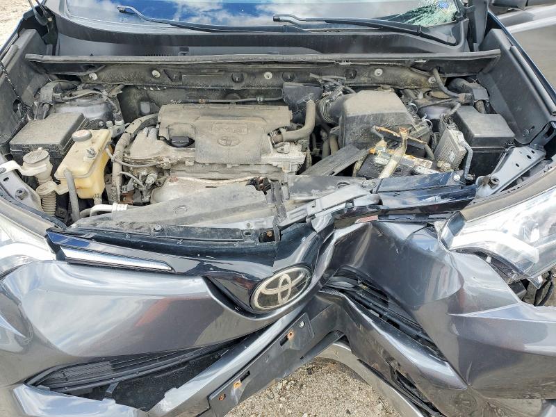 Продаж на аукціоні авто 2018 Toyota Rav4, vin: JTMRFREV7JD255401, номер лоту: 50500346