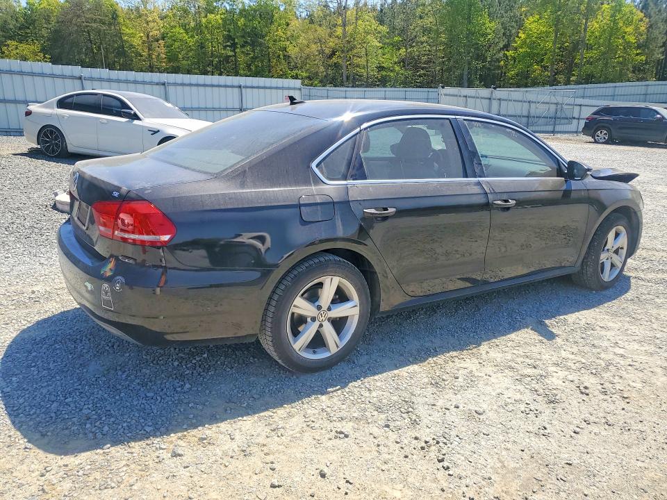 49285166 :رقم المزاد ، 1VWBH7A38CC072616 vin ، 2012 Volkswagen Passat مزاد بيع