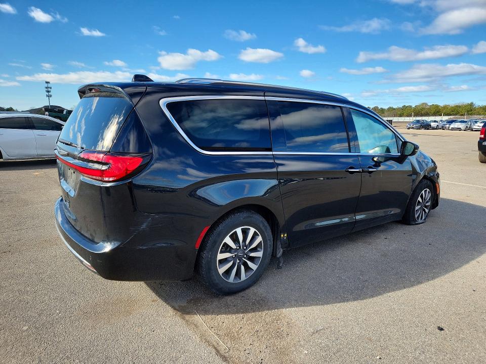 Auction sale of the 2021 Chrysler Pacifica, vin: 2C4RC1BG8MR515158, lot number: 48686886