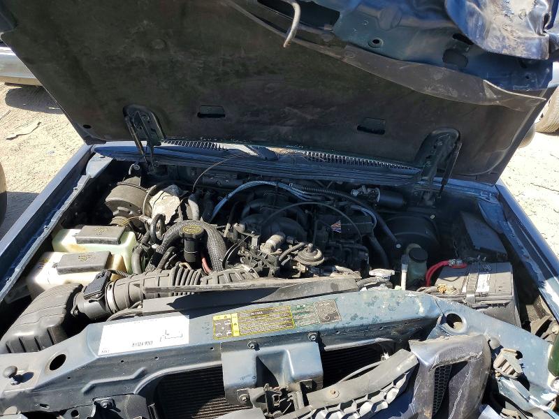 48984026 :رقم المزاد ، 1FMZU70E43UB47589 vin ، 2003 Ford Explorer مزاد بيع