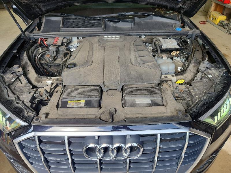 48642256 :رقم المزاد ، WA1LJAF78MD038024 vin ، 2021 Audi Q7 مزاد بيع