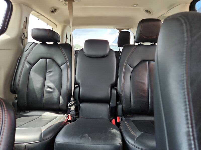 50072876 :رقم المزاد ، 2C4RC1EG6HR578440 vin ، 2017 Chrysler Pacifica مزاد بيع