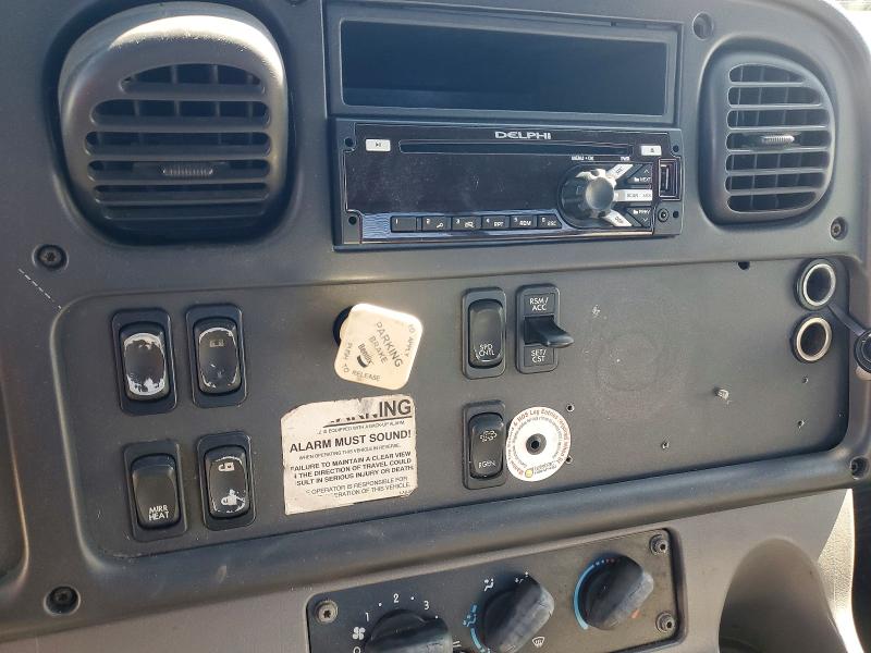 48625036 :رقم المزاد ، 1FVHG3CYXDDBX6853 vin ، 2013 Freightliner 114sd مزاد بيع