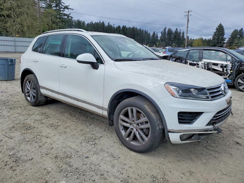 Aukcja sprzedaży 2016 Volkswagen Touareg, vin: WVGEF9BP9GD010835, numer aukcji: 51115086