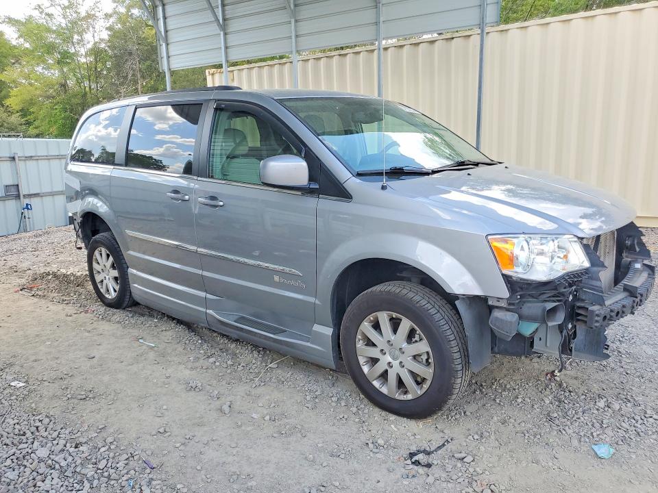 2015 Chrysler Town & Country მანქანა იყიდება აუქციონზე, vin: 2C4RC1BG7FR572504, აუქციონის ნომერი: 48330336