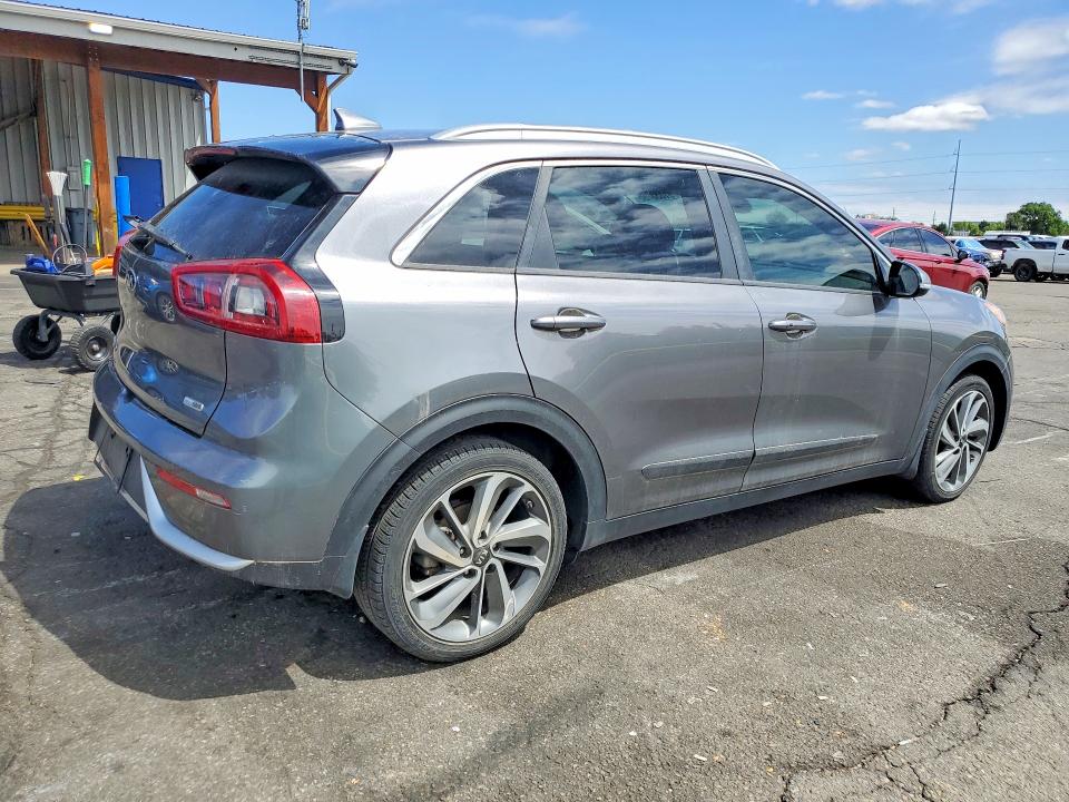 51638796 :رقم المزاد ، KNDCE3LC9H5050707 vin ، 2017 Kia Niro مزاد بيع