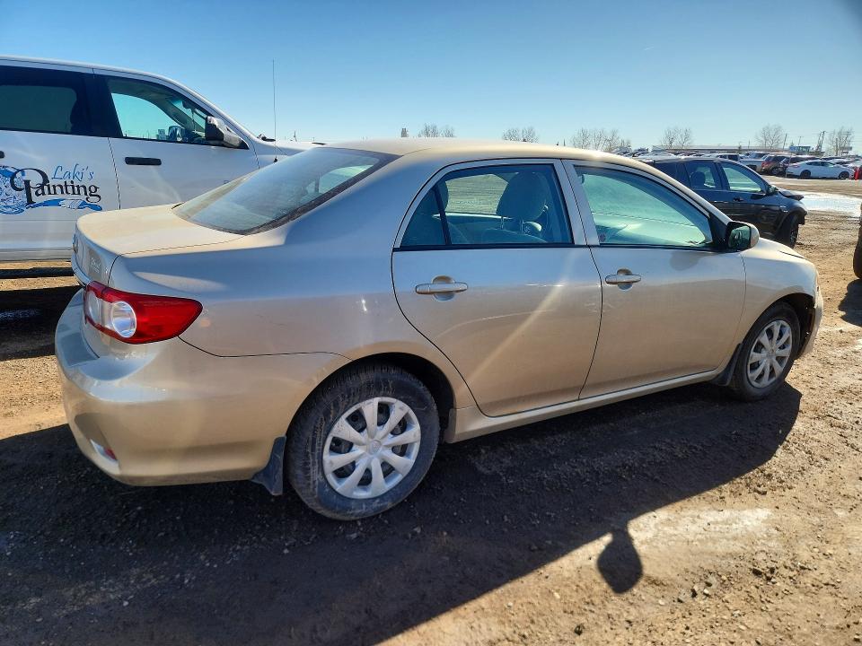 50622056 :رقم المزاد ، 2T1BU4EE9BC740521 vin ، 2011 Toyota Corolla مزاد بيع