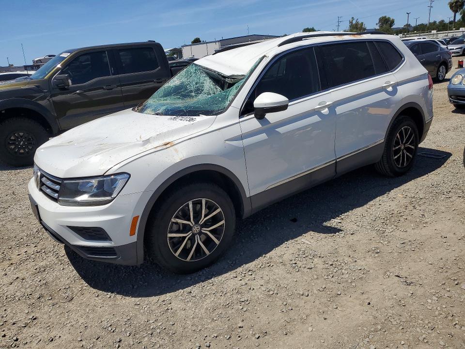 50712736 :رقم المزاد ، 3VV3B7AX1MM009564 vin ، 2021 Volkswagen Tiguan مزاد بيع