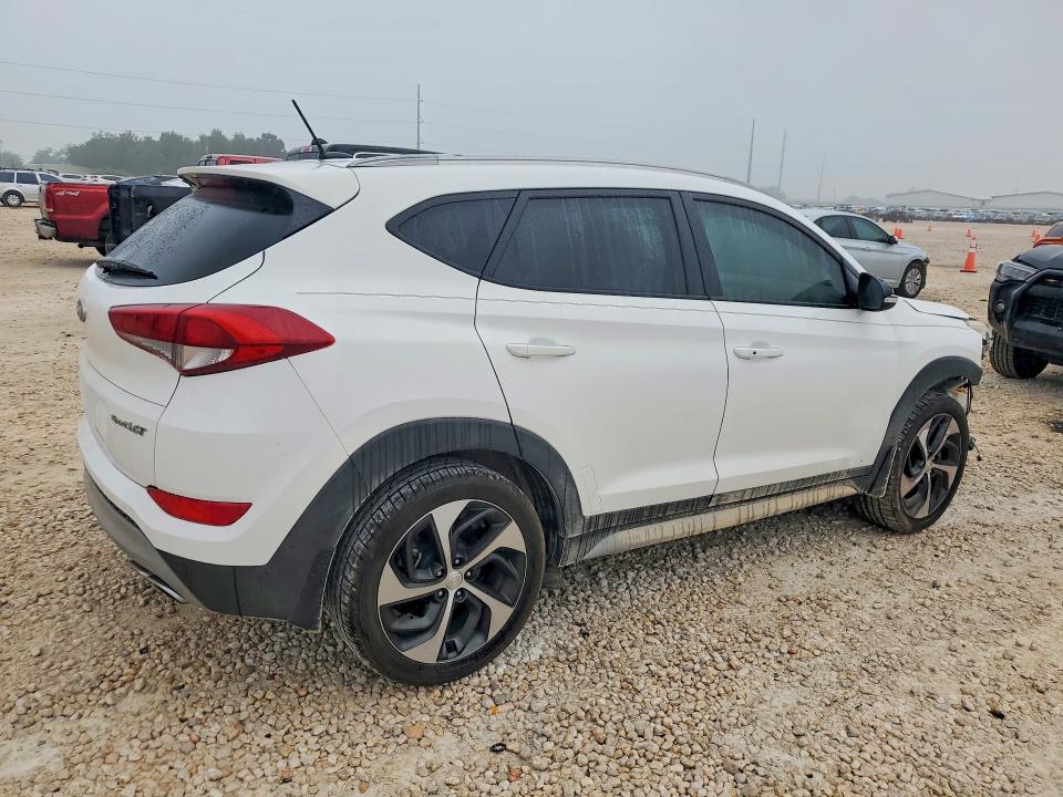 Продажа на аукционе авто 2017 Hyundai Tucson, vin: KM8J33A23HU394140, номер лота: 51546886