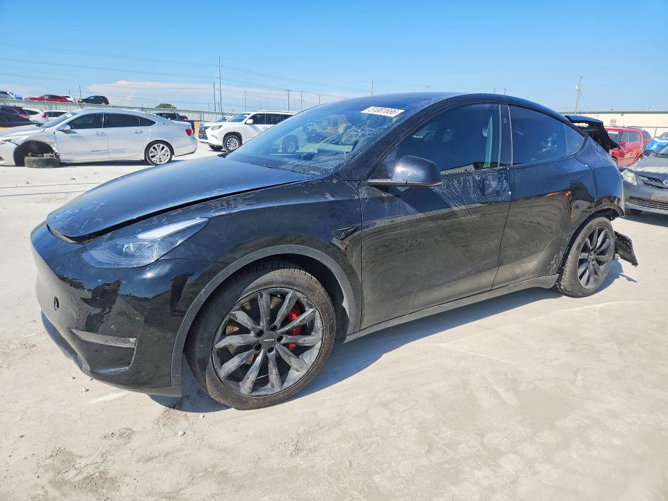 2024 Tesla Model Y მანქანა იყიდება აუქციონზე, vin: 7SAYGDEF7RF037406, აუქციონის ნომერი: 51081666