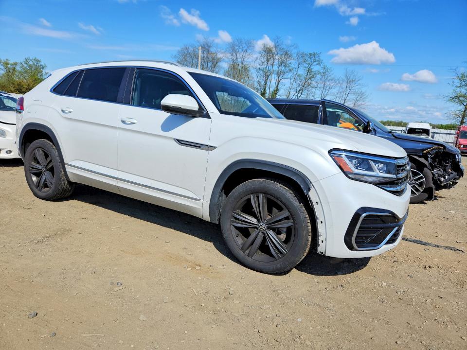 Продажа на аукционе авто 2022 Volkswagen Atlas Cross Sport, vin: 1V2SC2CA4NC223842, номер лота: 49921266