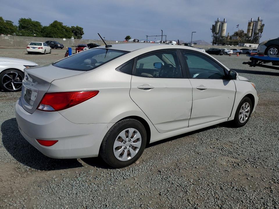 2016 Hyundai Accent მანქანა იყიდება აუქციონზე, vin: KMHCT4AE1GU067470, აუქციონის ნომერი: 51799386
