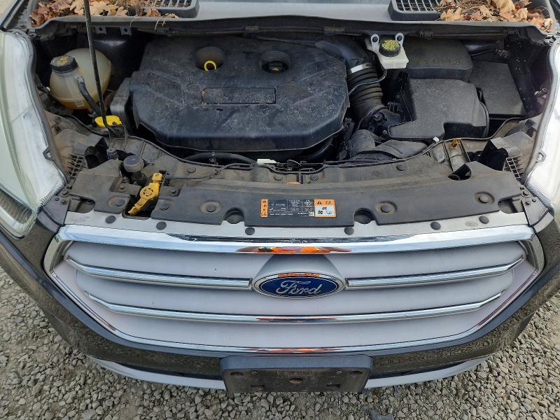 2017 Ford Escape მანქანა იყიდება აუქციონზე, vin: 1FMCU9G93HUC88185, აუქციონის ნომერი: 48693416