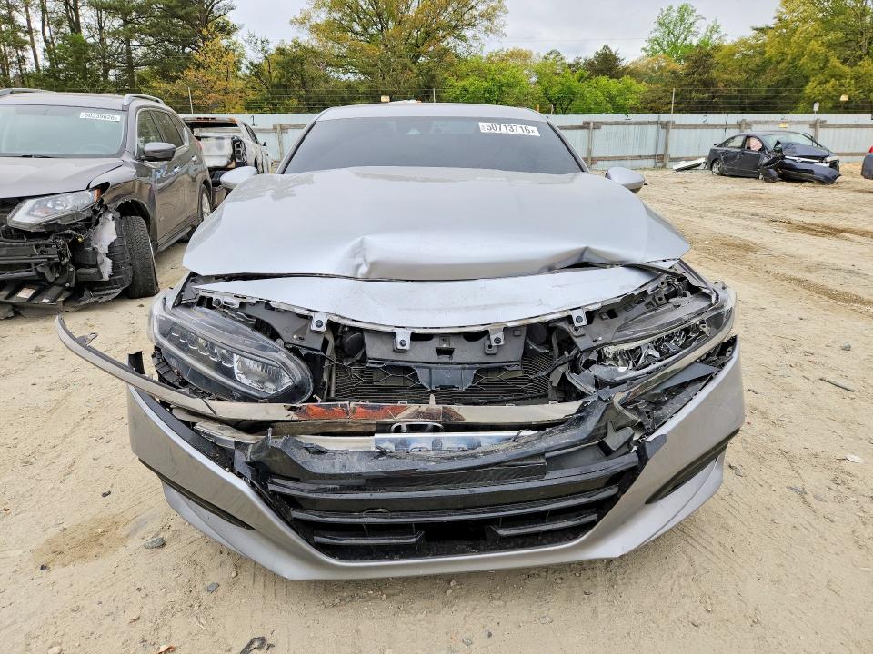 50713716 :رقم المزاد ، 1HGCV1F30KA168077 vin ، 2019 Honda Accord مزاد بيع