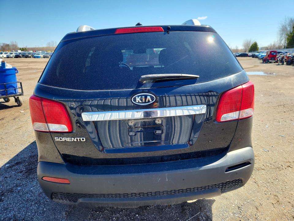 Продажа на аукционе авто 2011 Kia Sorento, vin: 5XYKTDA20BG057027, номер лота: 49951796
