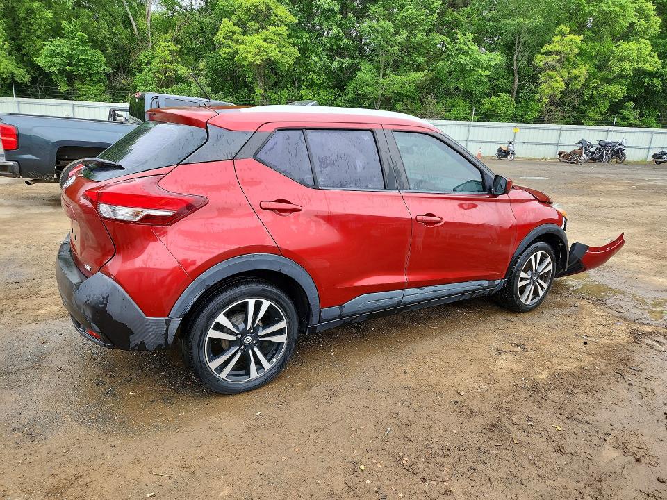50932516 :رقم المزاد ، 3N1CP5CU8KL542444 vin ، 2019 Nissan Kicks مزاد بيع