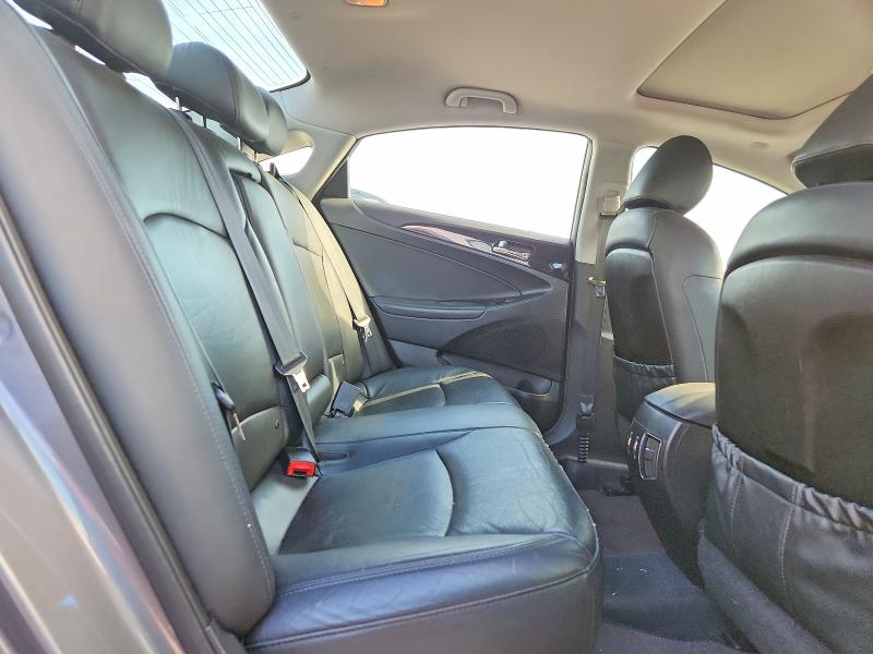 51131906 :رقم المزاد ، 5NPEC4AC0BH305503 vin ، 2011 Hyundai Sonata مزاد بيع