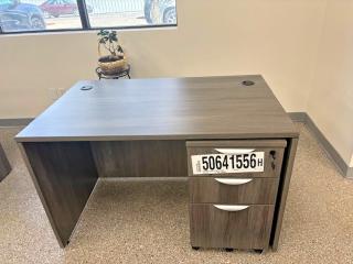 50641556 :رقم المزاد ، 00000000000000000 vin ، 0 Desk Office Fur مزاد بيع