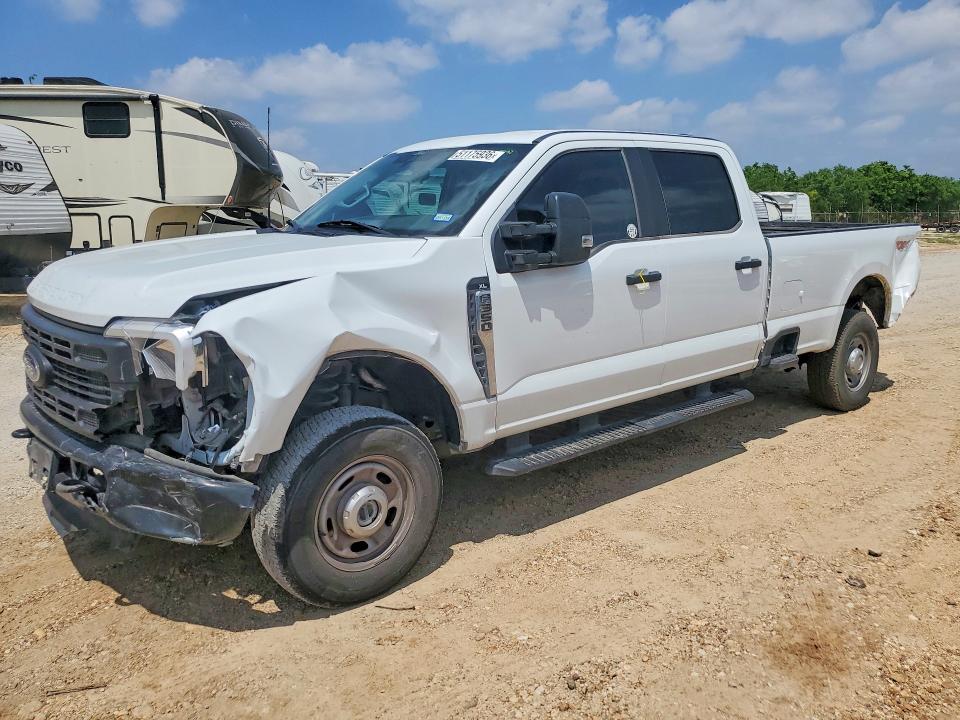 51175936 :رقم المزاد ، 1FT8W3BA3REE85873 vin ، 2024 Ford F350 مزاد بيع
