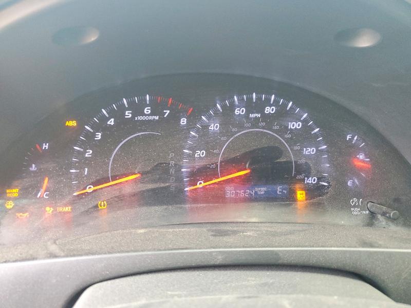 47563786 :رقم المزاد ، 4T1BF3EKXAU085292 vin ، 2010 Toyota Camry مزاد بيع