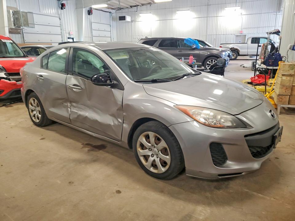 48715216 :رقم المزاد ، JM1BL1UF3C1505873 vin ، 2012 Mazda 3 مزاد بيع