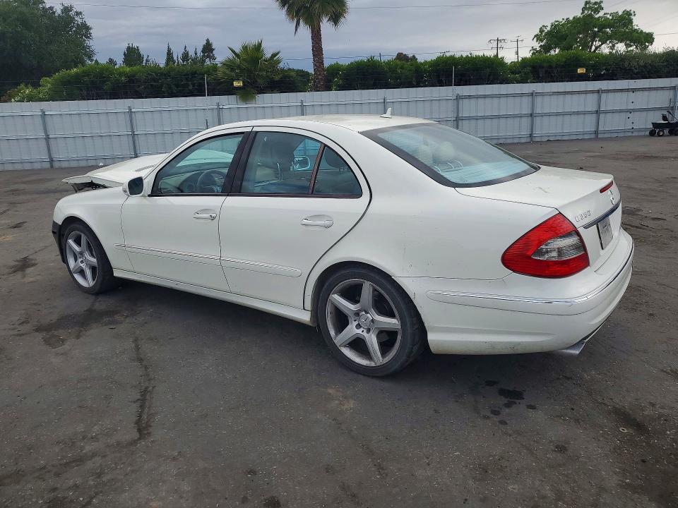 50784536 :رقم المزاد ، WDBUF56X89B426780 vin ، 2009 Mercedes-benz E مزاد بيع