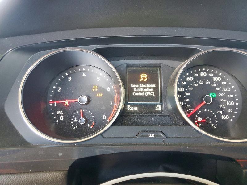 49464096 :رقم المزاد ، 3VV3B7AX6JM038604 vin ، 2018 Volkswagen Tiguan مزاد بيع