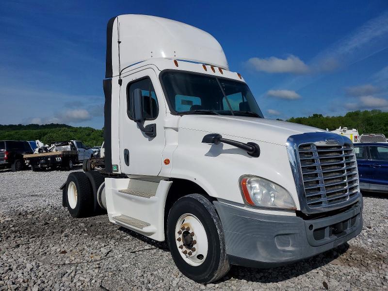 Aukcja sprzedaży 2014 Freightliner Cascadia, vin: 1FUBGEDV4ELFW8390, numer aukcji: 77531025