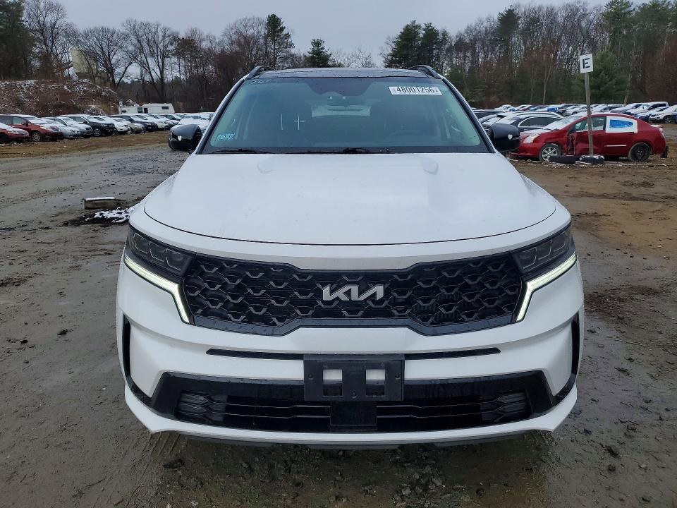 48001256 :رقم المزاد ، 5XYRKDLF5NG103635 vin ، 2022 Kia Sorento مزاد بيع