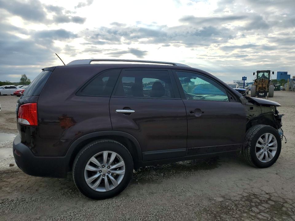2011 Kia Sorento მანქანა იყიდება აუქციონზე, vin: 5XYKT4A23BG119746, აუქციონის ნომერი: 51689116