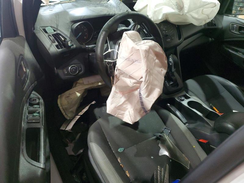 Продажа на аукционе авто 2015 Ford Escape, vin: 1FMCU0F73FUB35492, номер лота: 50730336